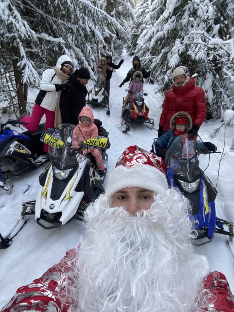Дед Мороз в лесу